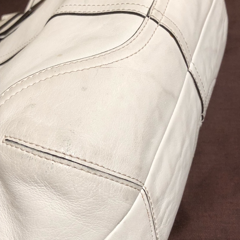 Coach tote. white leather handbag with dustbag - Picture 7 of 7
